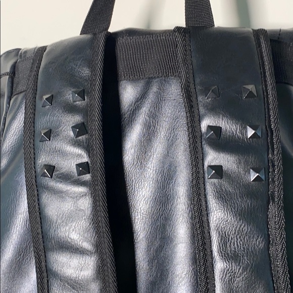 Black leather studded backpack - Picture 4 of 4